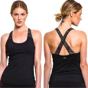 ALO Yoga Women's Black patina bra Crossback Tank Top size L